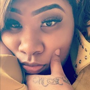 Meet your Posher, Keaira